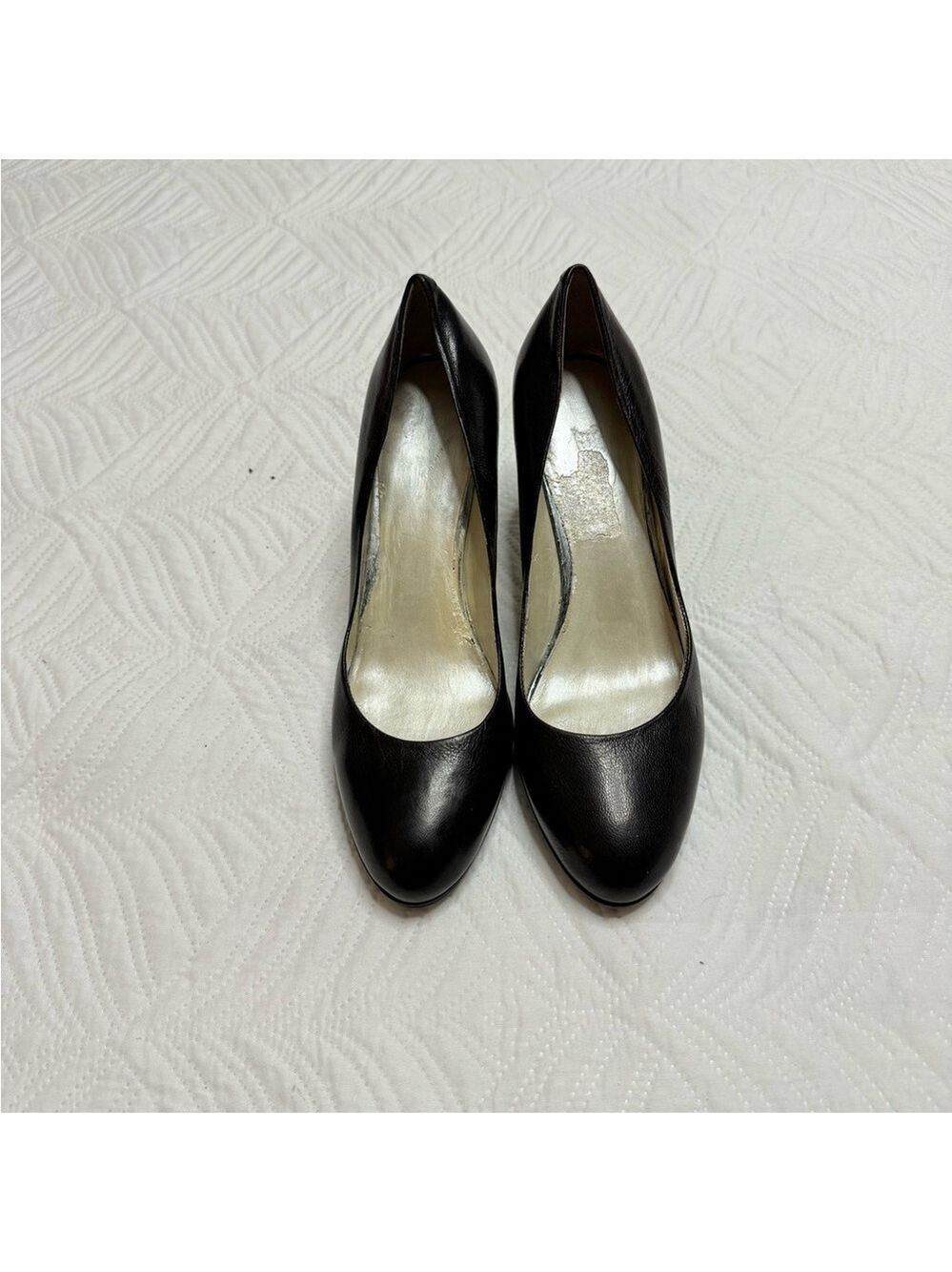 Nine West Women’s Black Leather Heel Pumps. Size 9 - Picture 2 of 9